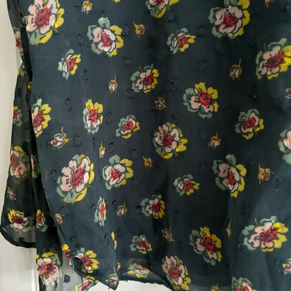 ❤️2/$15 or 3/$21❤️ Loft Hunter Green Floral Blouse, Size Petite Large - Picture 7 of 11